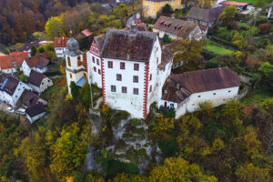 Burg Egloffstein mit Reformationskirche
