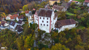 Burg Egloffstein mit Reformationskirche Burg Egloffstein mit Reformationskirche